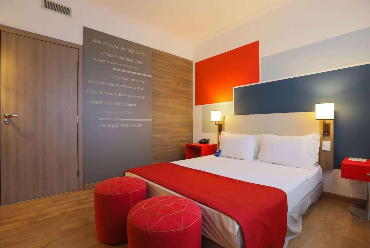 Отель Tryp By Wyndham Рибейран-Прету Экстерьер фото A room at the hotel